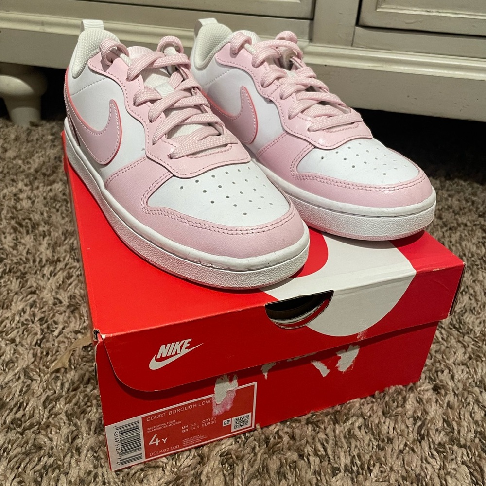 Nike Court Borough Low Recraft
Big Kids' Shoes